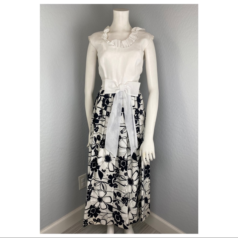 Vintage Miss Elliette Black & White Floral Ruffle Neckline Maxi Dress